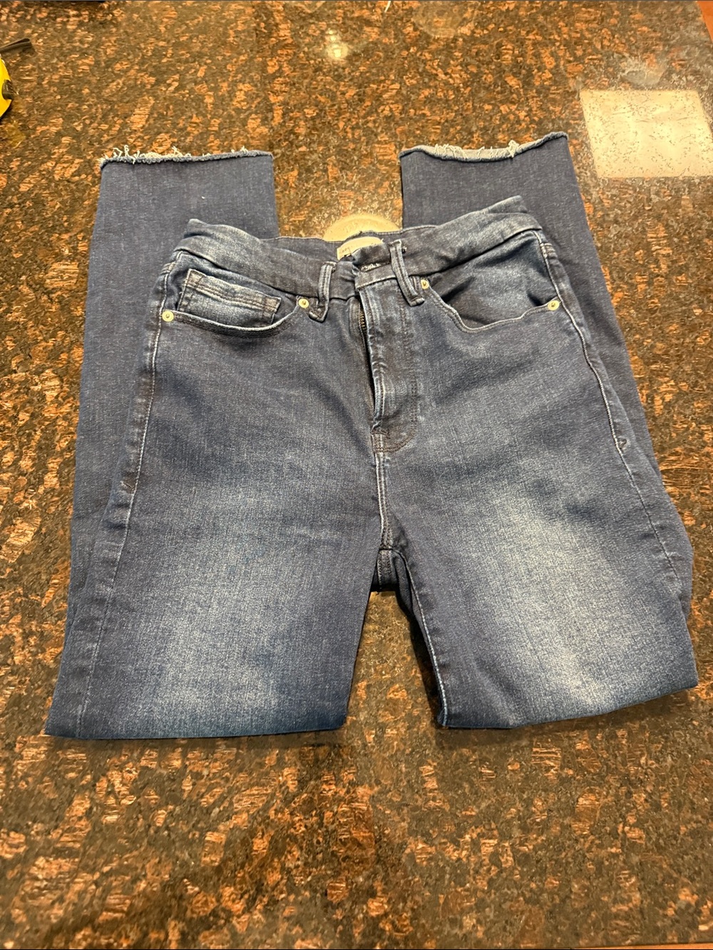 Good American Dark Blue Ankle Crop Jeans